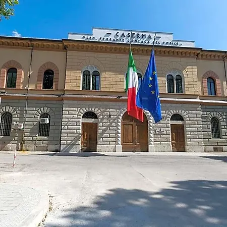 Poledrini Отель Фолиньо