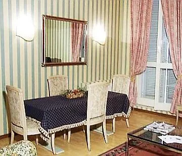 Poledrini Hotel 3*