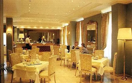 Poledrini Фолиньо